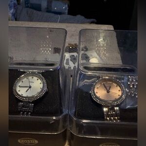 2 Women’s fossil watch in silver and rosewood